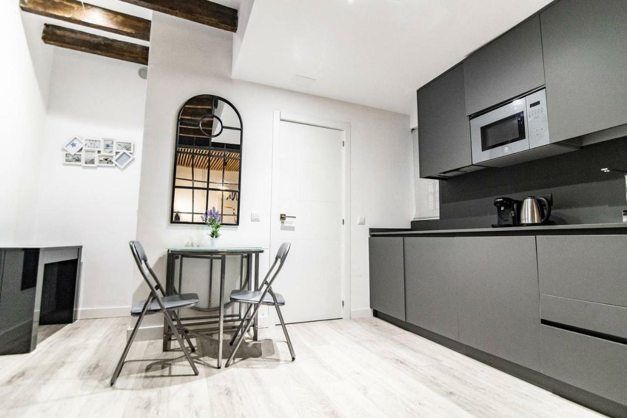 Cozy And Modern Apartment For 4 In Madrid Exterior foto